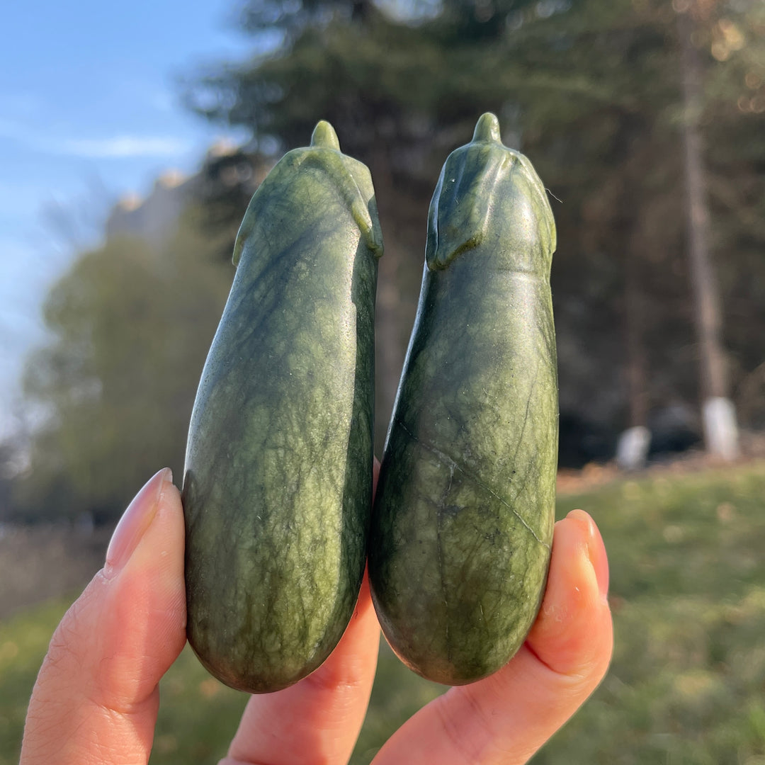 Natural Crystal Carving Serpentine Eggplant