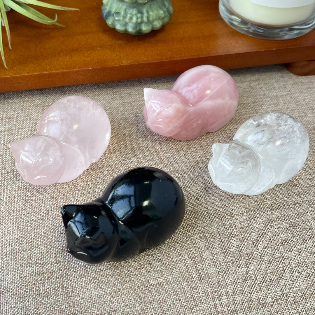 Natural Carving Loaf Cat