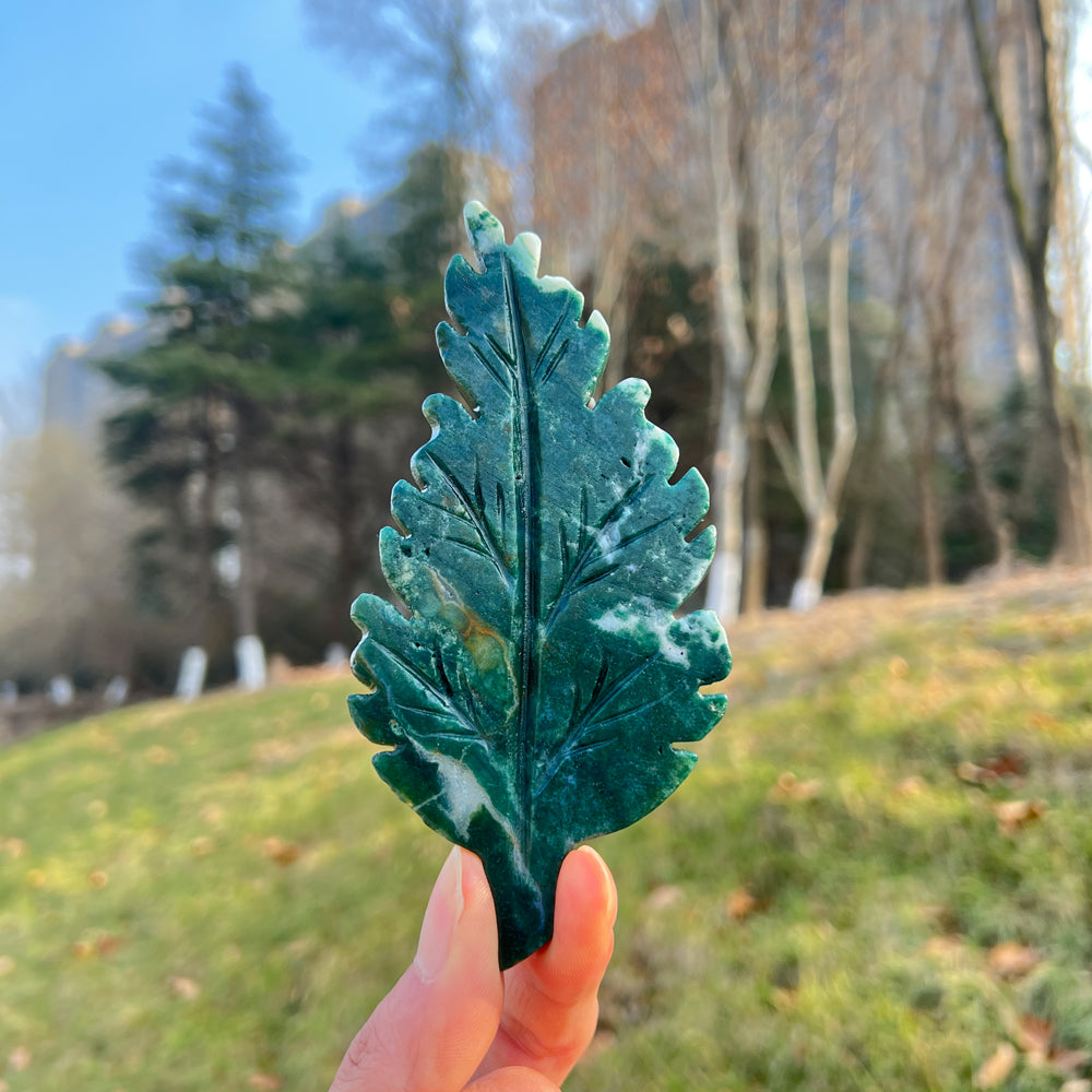 Natural Crystal Carving Leaf Decor