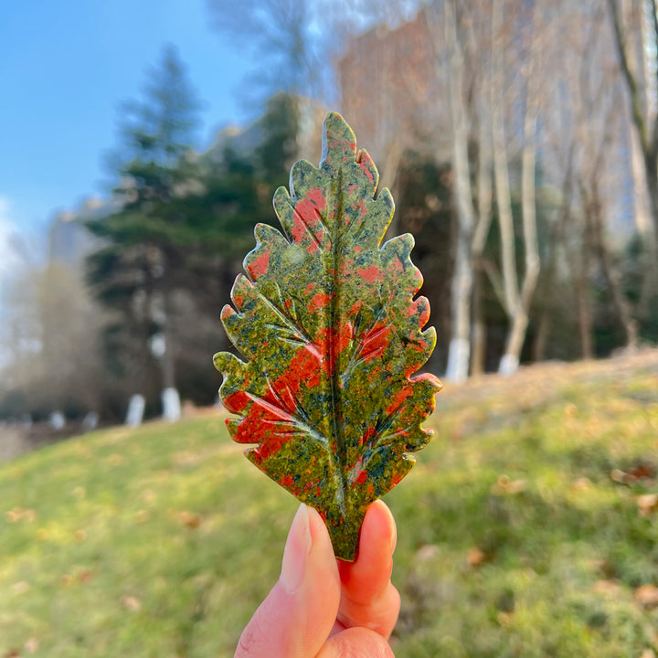 Natural Crystal Carving Leaf Decor