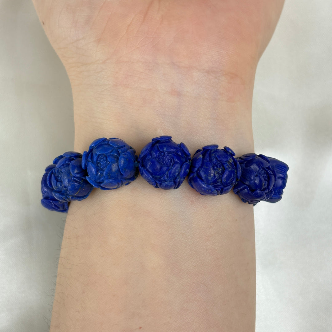 Lapis Lazuli Carved Rose Bracelet 12.8-14mm