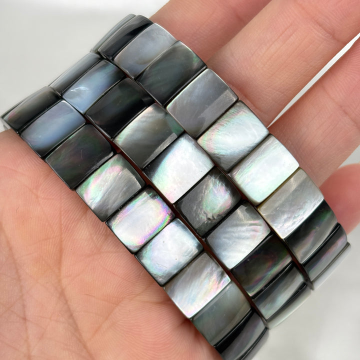 Black Shell Square Bracelet 11.4-11.7mm
