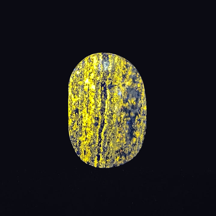 Natural Lapis Lazuli Palm Stone
