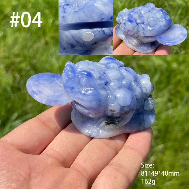 Unique,A Slightly Imperfect Natural Blue And White Sodalite Money Toad Carving