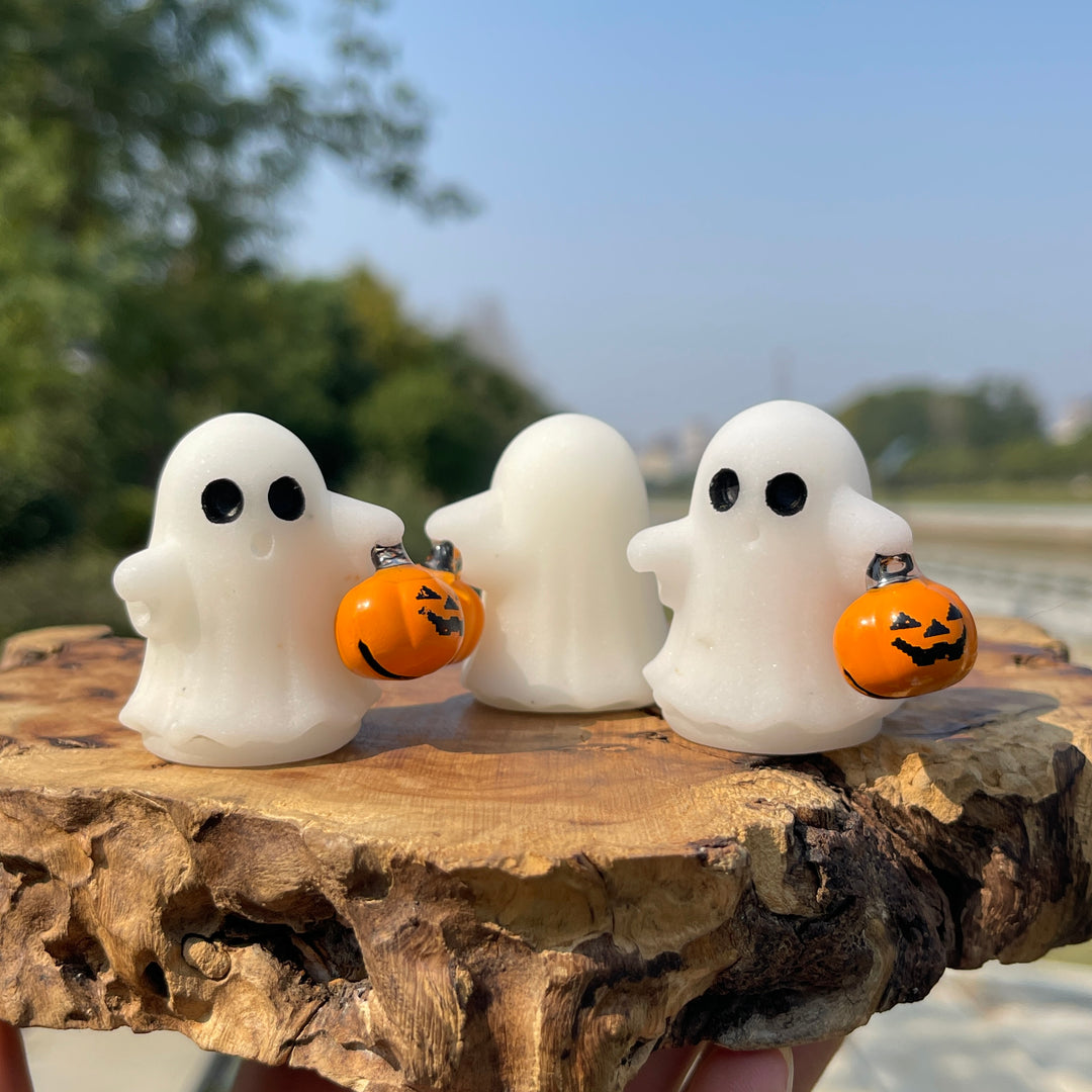Natural Crystal Carving Cute Ghost With Halloween Bell