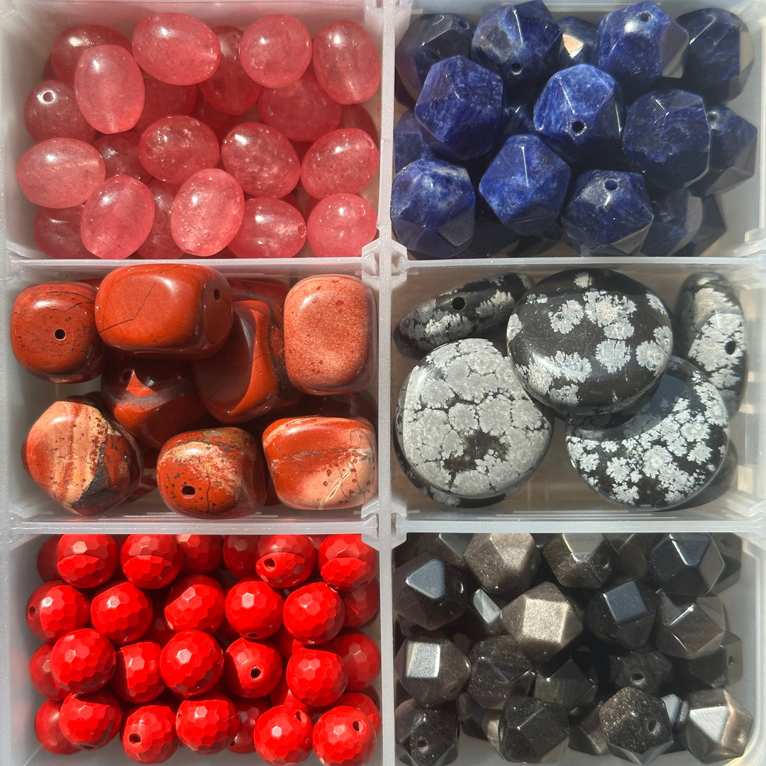 Kiki Crystal DIY Beads Mystery Capsules – Collect, Match & Create Your Own Bracelet！✨