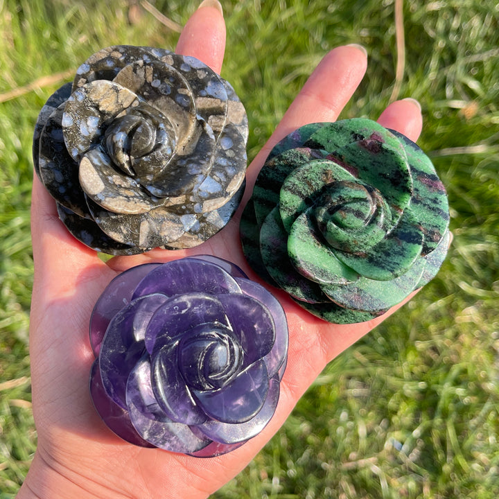 Natural Full-Bloom Rose Flower Carving