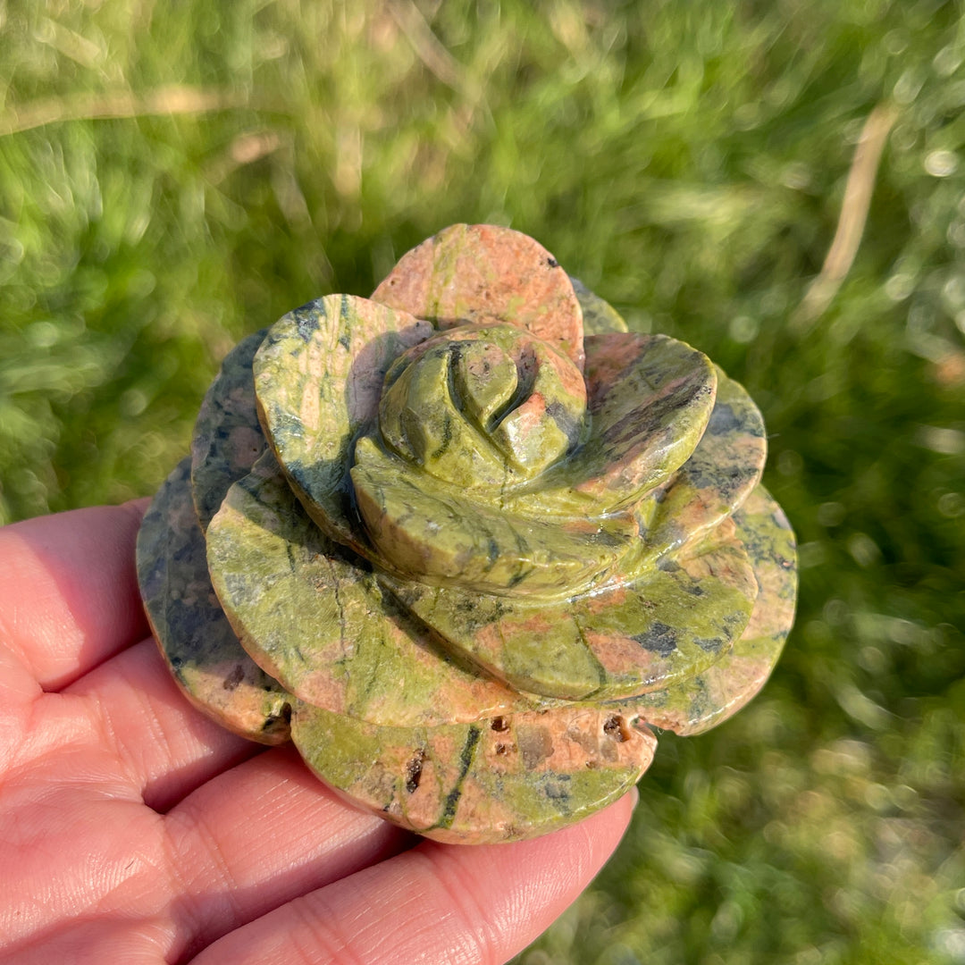 Natural Full-Bloom Rose Flower Carving
