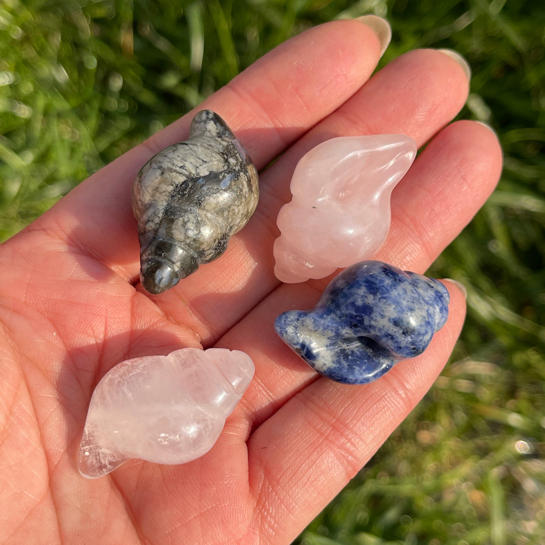 Natural Crystal Mini Conch Carving