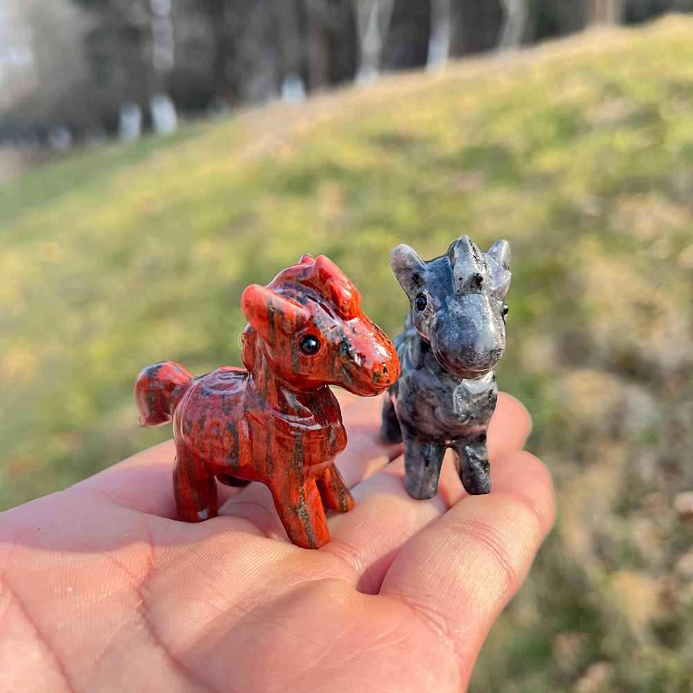 Natural Crystal Carving Horse