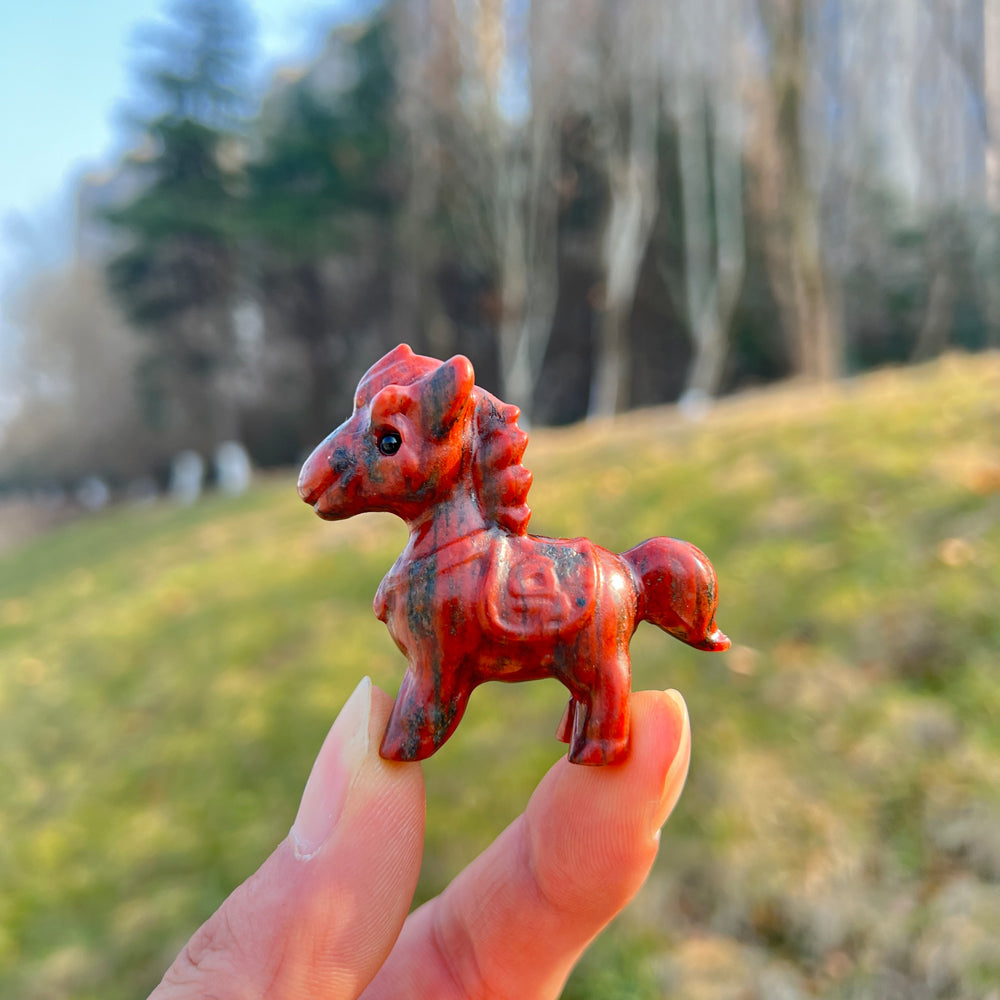Natural Crystal Carving Horse
