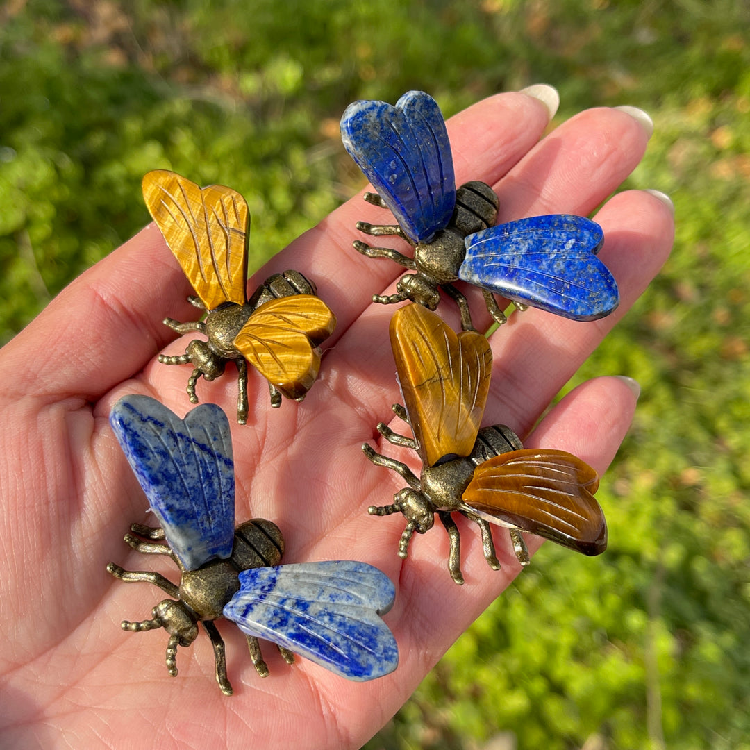 Natural Crystal Carving Bee