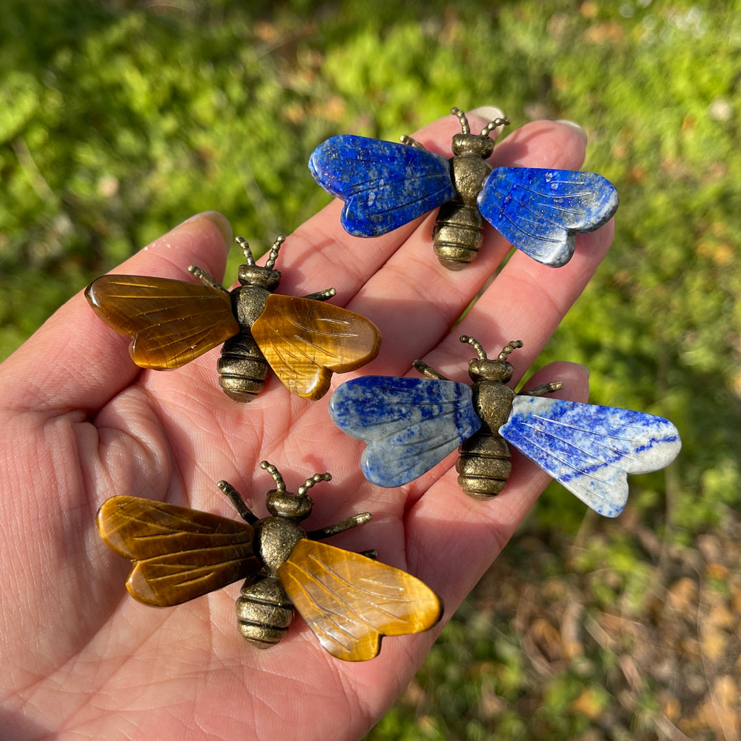 Natural Crystal Carving Bee