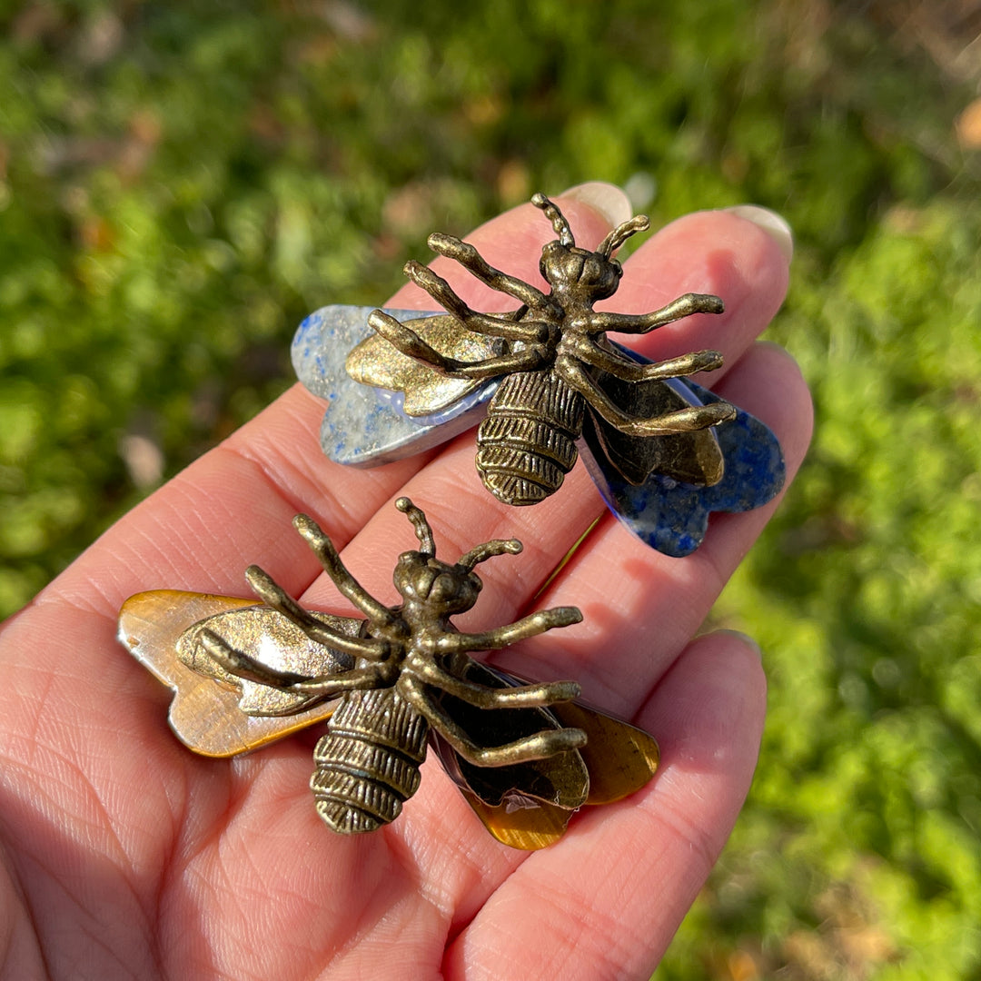 Natural Crystal Carving Bee