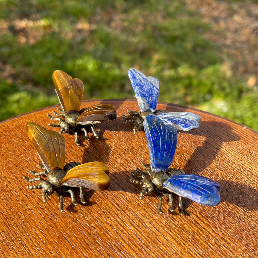 Natural Crystal Carving Bee