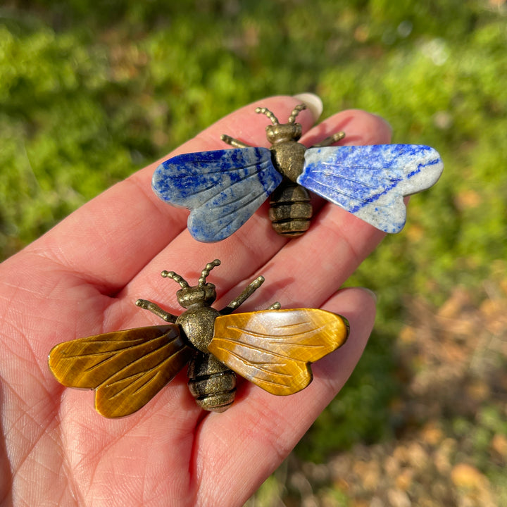 Natural Crystal Carving Bee