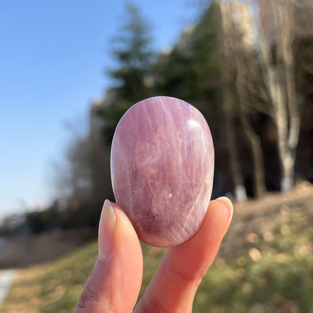 Natural Lavender Rose Quartz Palm Stone