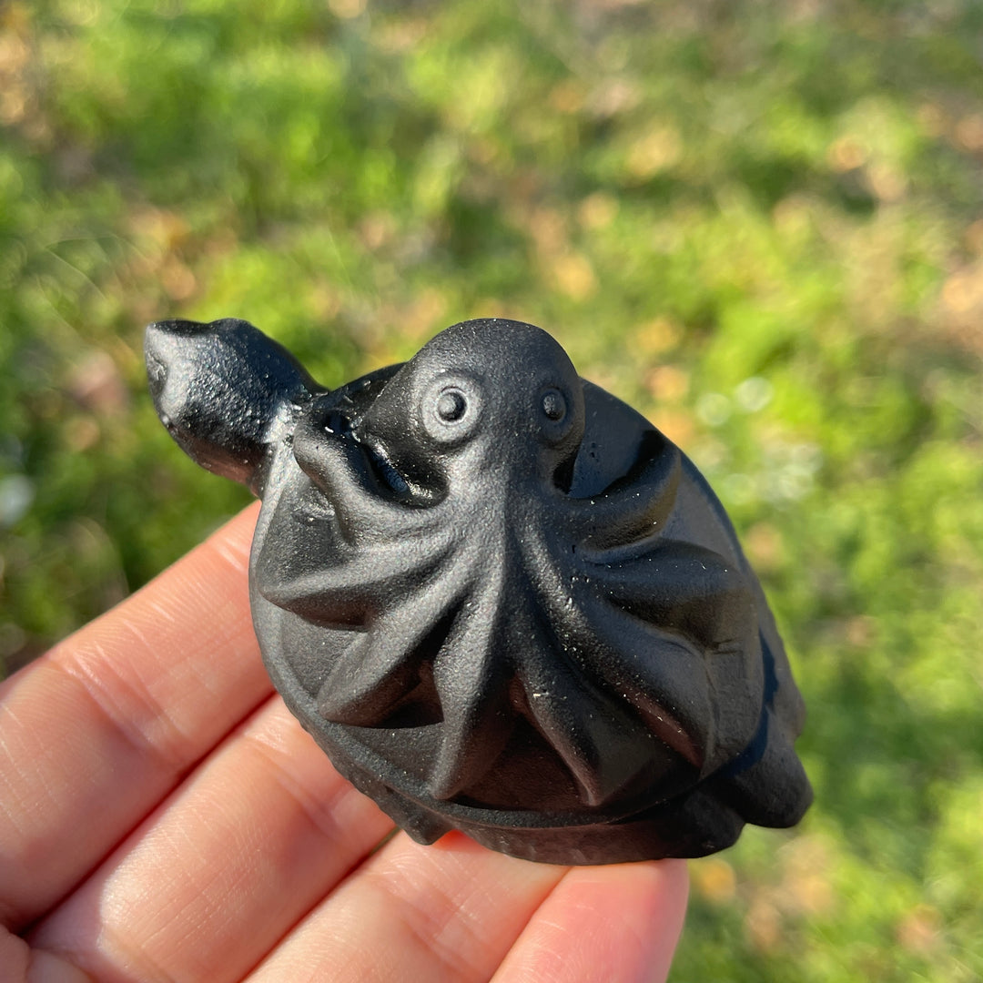 Natural Crystal Carving Octopus-Turtle Symbiosis