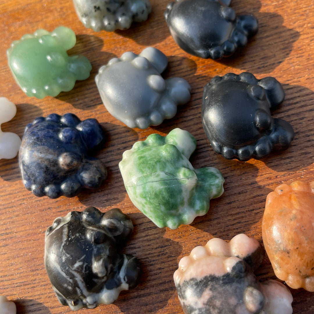 Natural Crystal Carving Mini Crab