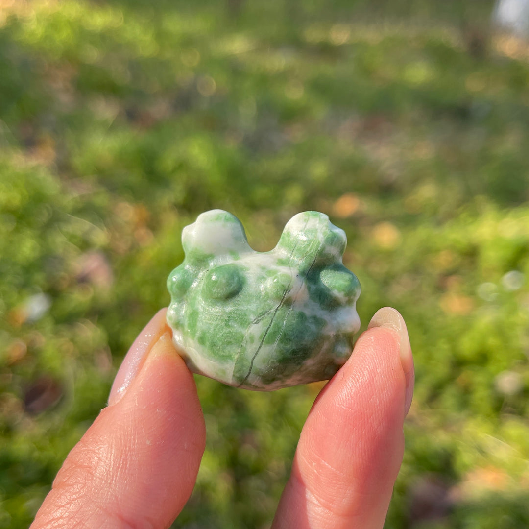 Natural Crystal Carving Mini Crab