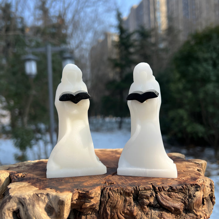 Natural White Jade Reading Reaper Carving
