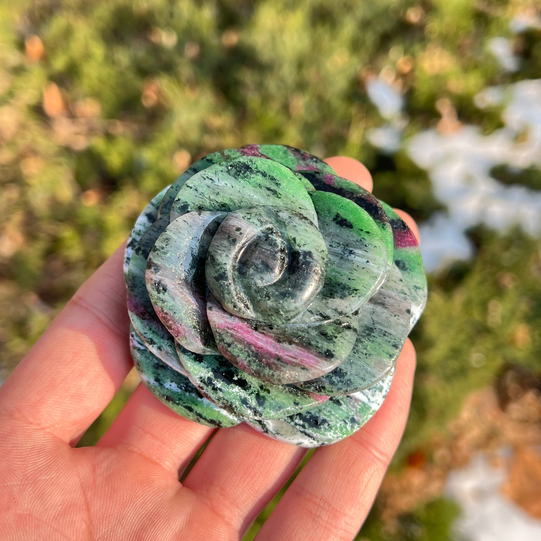 Natural Full-Bloom Rose Flower Carving