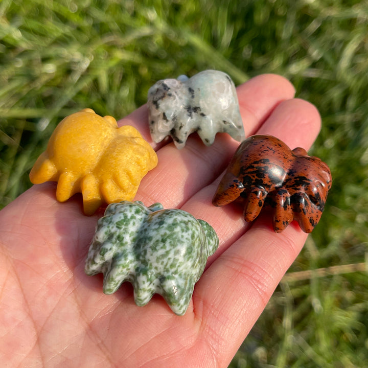 Natural Crystal Mini Spider Carving