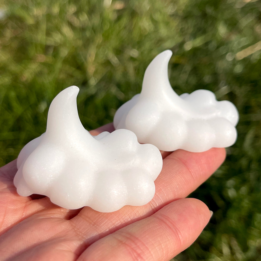 Natural Carving White Jade Weather-Themed Night
