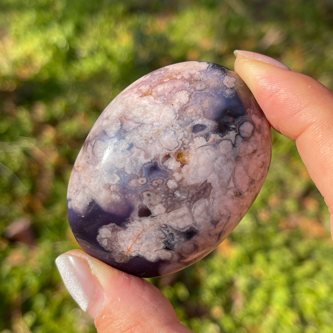 Natural Blue Flower Agate Palm Stone