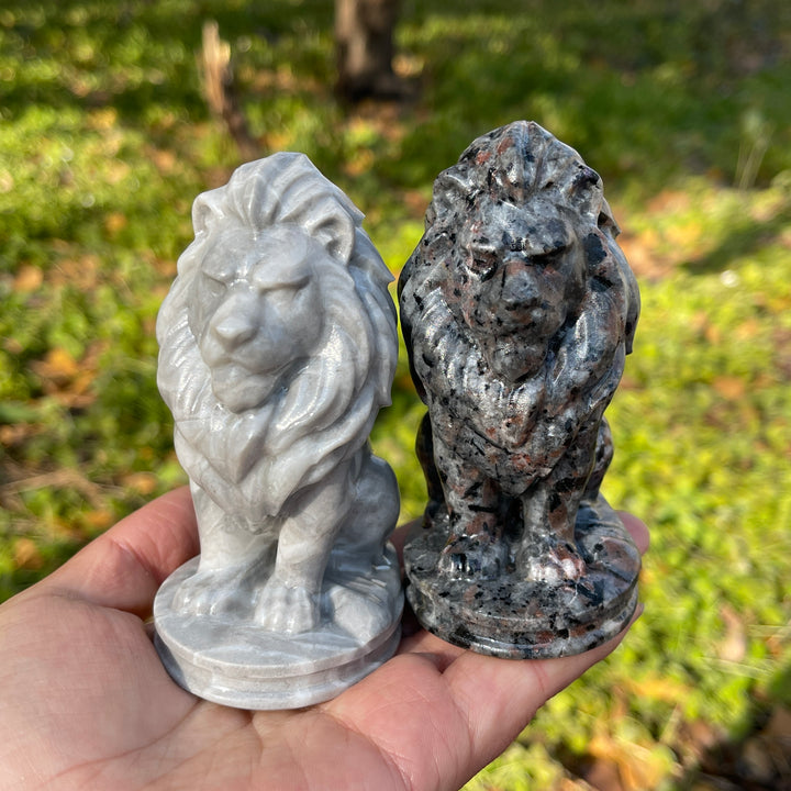 Natural Crystal Carving Seated Lion