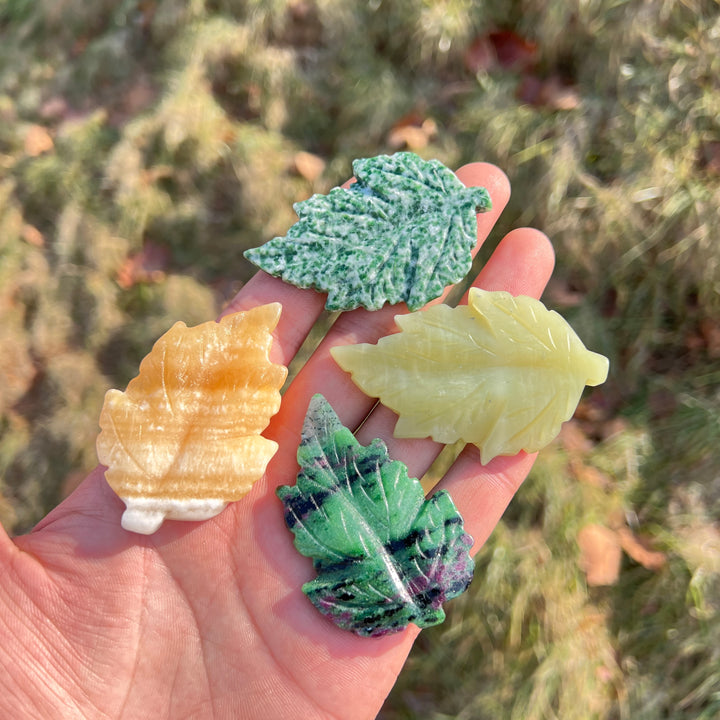 Natural Crystal Carving Colorful Leaf