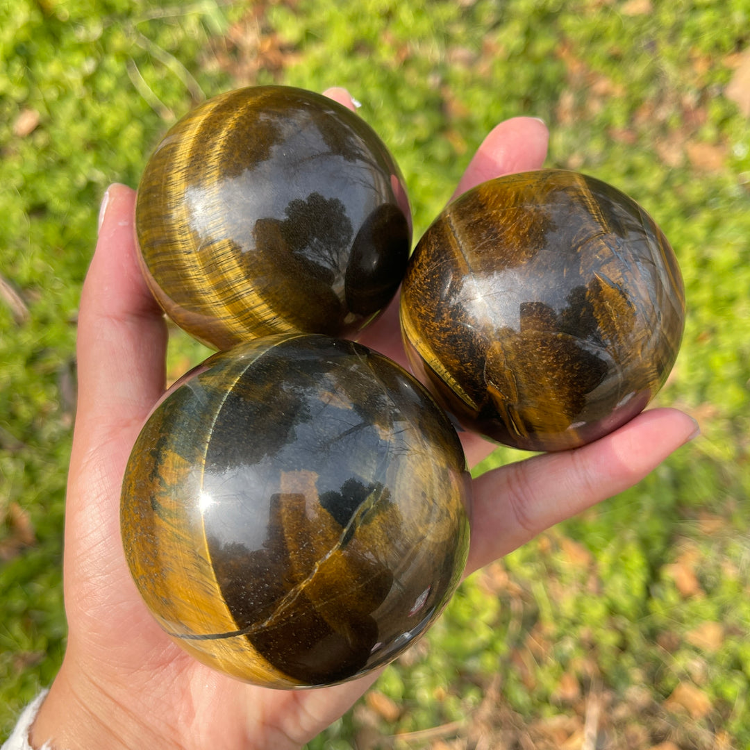 Unique,Natural Crystal Tiger Eye Sphere