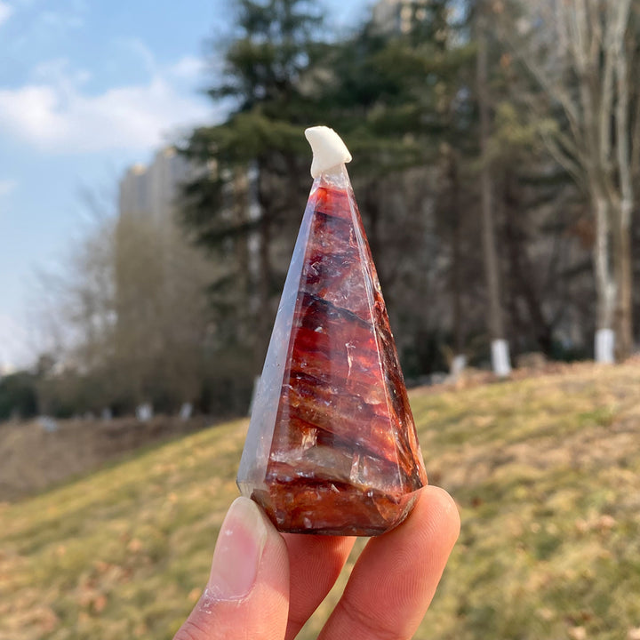 Unique,Natural Crystal Fire Quartz Diamond Tower