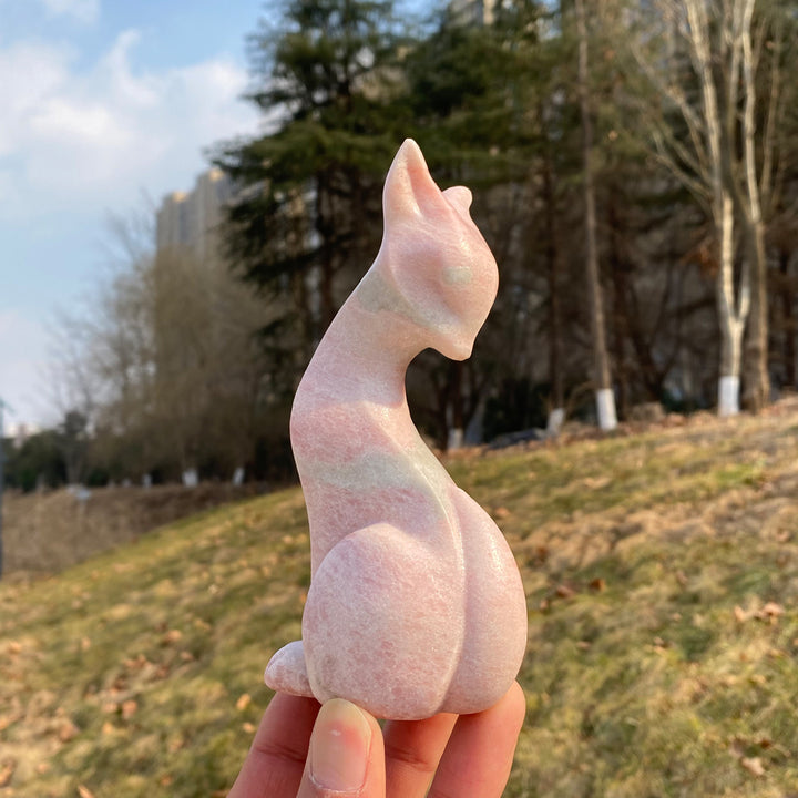 Natural Crystal Carving Looking-Back Fox