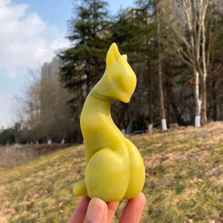 Natural Crystal Carving Looking-Back Fox