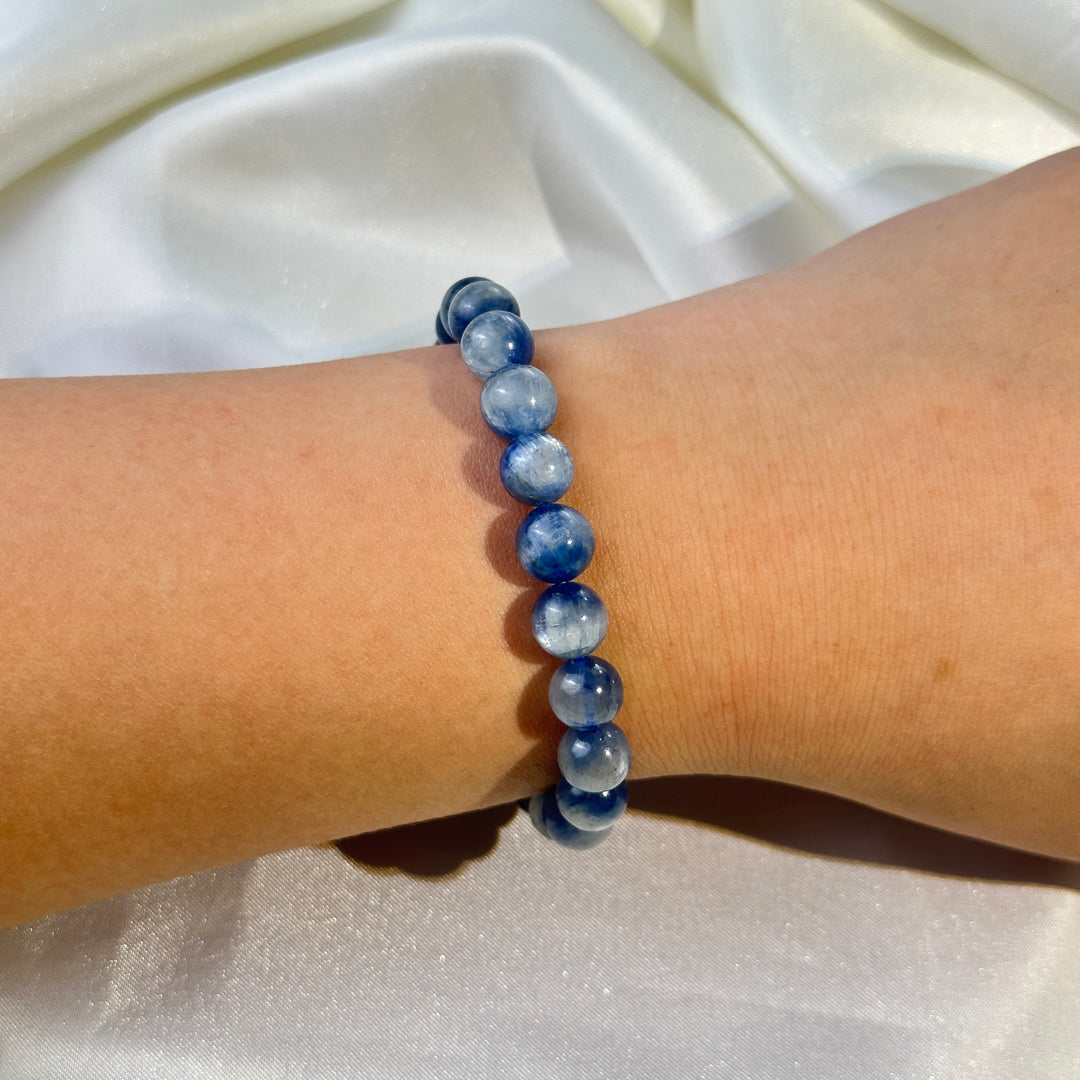 Blue Kyanite Bracelet 8.6mm