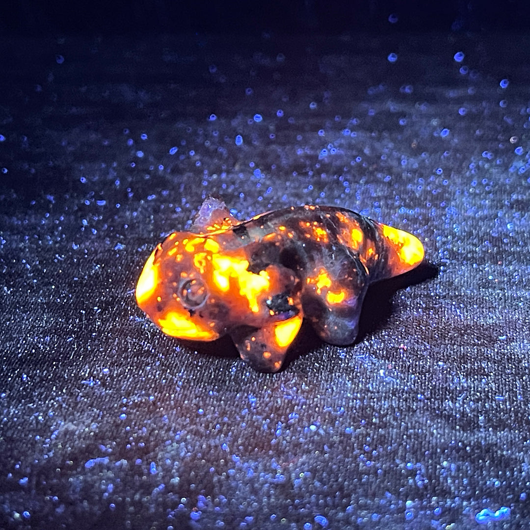 Natural Crystal Carving Mini Salamander