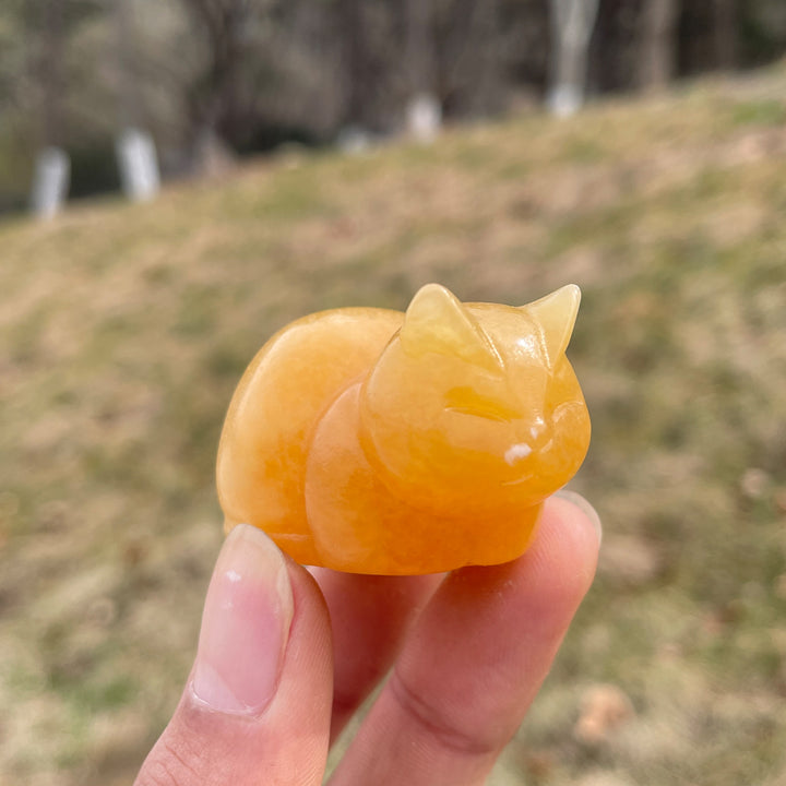 Natural Carving Loaf Cat
