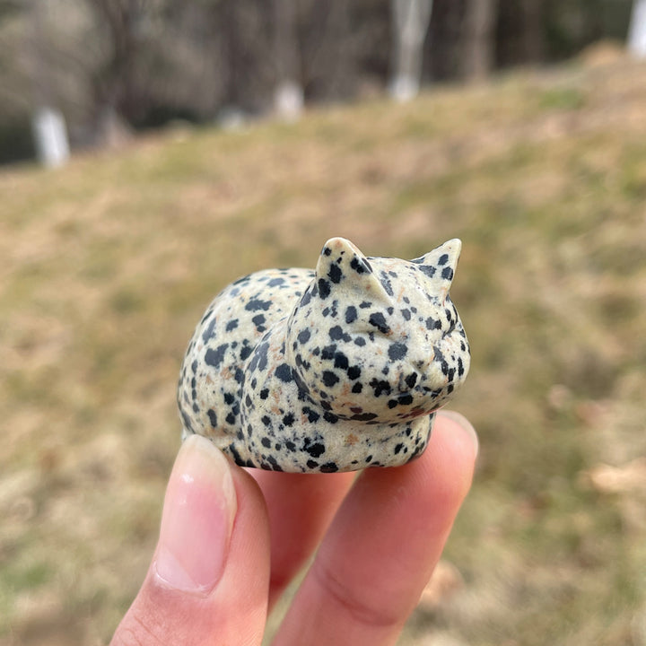 Natural Carving Loaf Cat