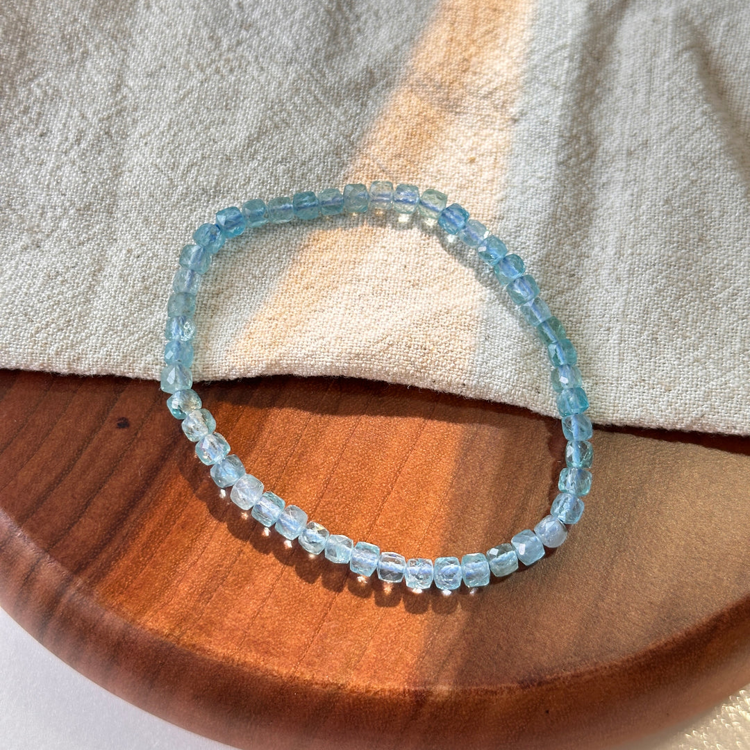Blue Apatite Faceted Crystal Bracelet 7.6 mm