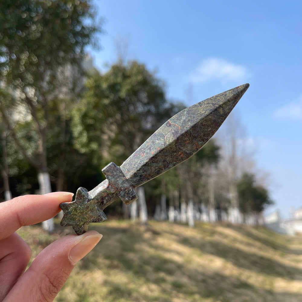 Natural Crystal Carving Dagger