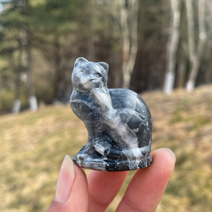 Natural Crystal Carving Kicking Cat