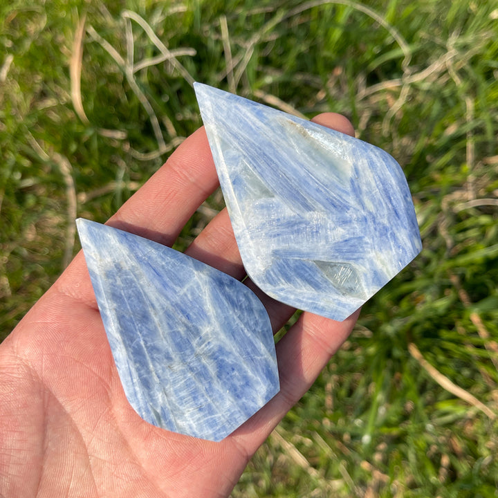 Natural Crystal Blue Kyanite Teardrop