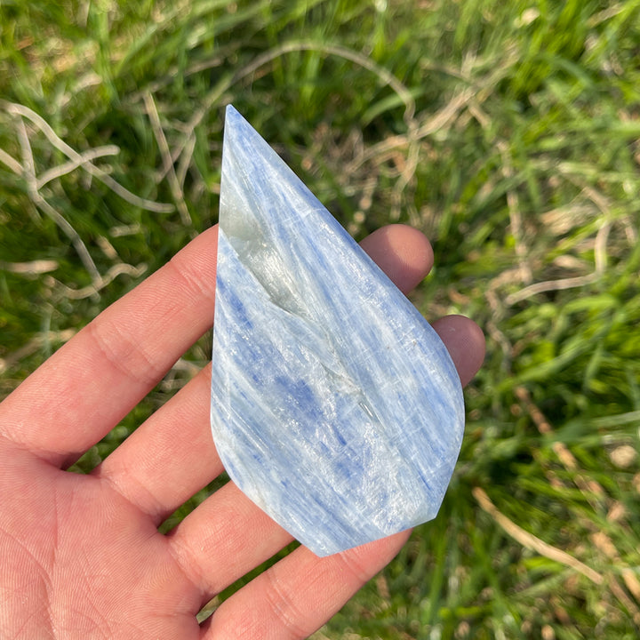 Natural Crystal Blue Kyanite Teardrop