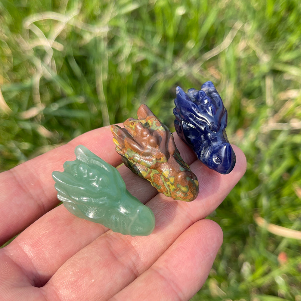 Natural Crystal Carving Mini Dragon Skull