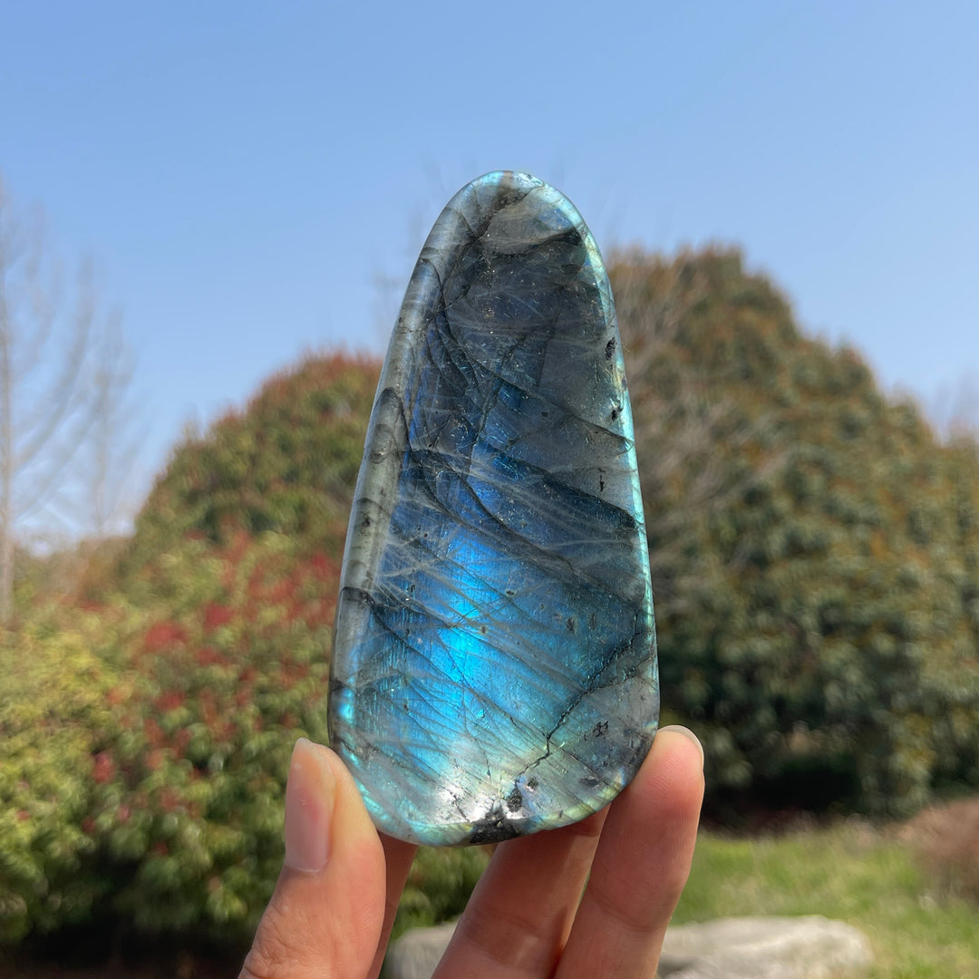 Unique,A Slightly Imperfect Crystal Natural Labradorite Bowl