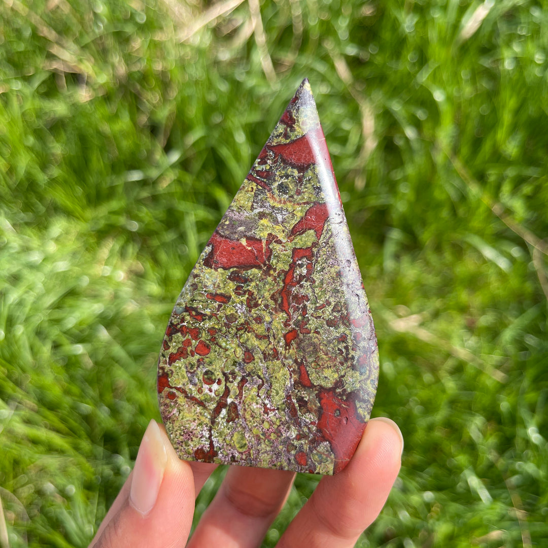 Natural Crystal Dragon Blood Stone Teardrop