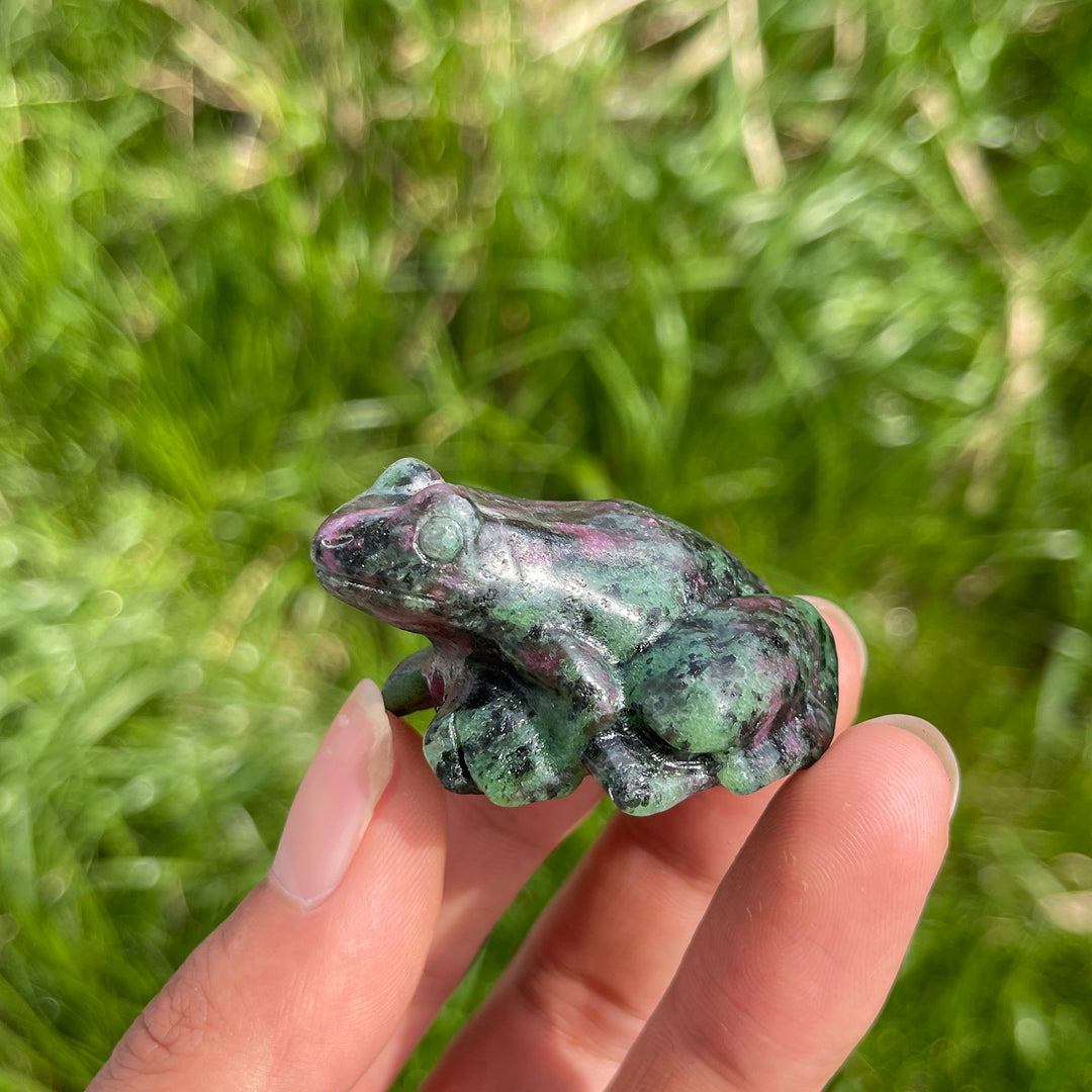 Ruby in Zoisite Frog