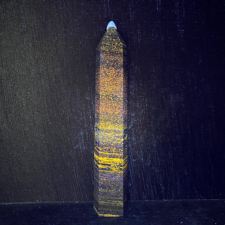 Unique,Natural Crystal Lapis Lazuli Point