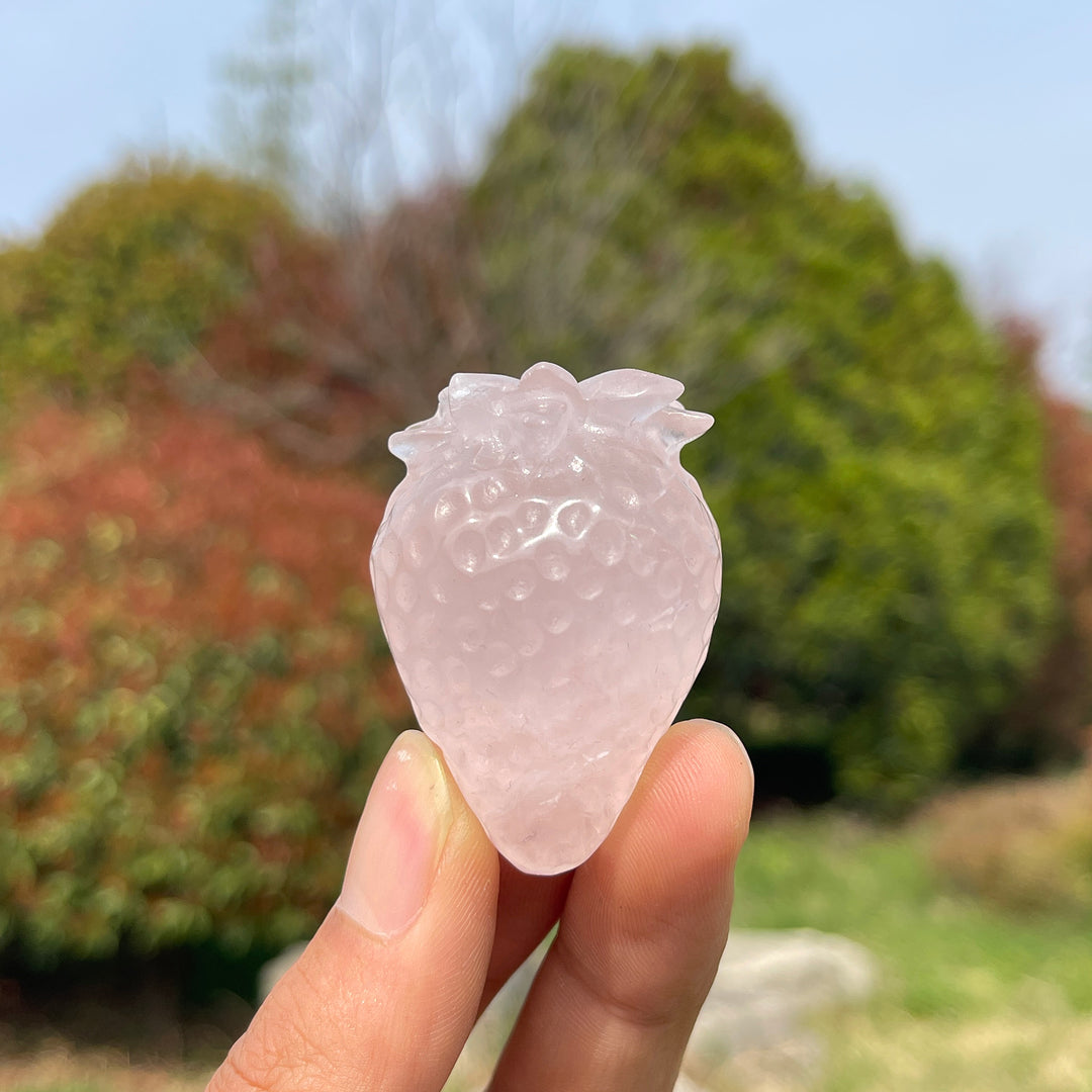 Natural Carving Rose Quartz Strawberry